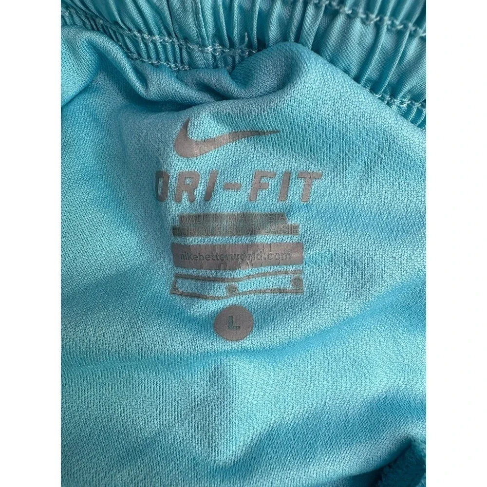 Nike Dri-FIT running shorts tempo size large
